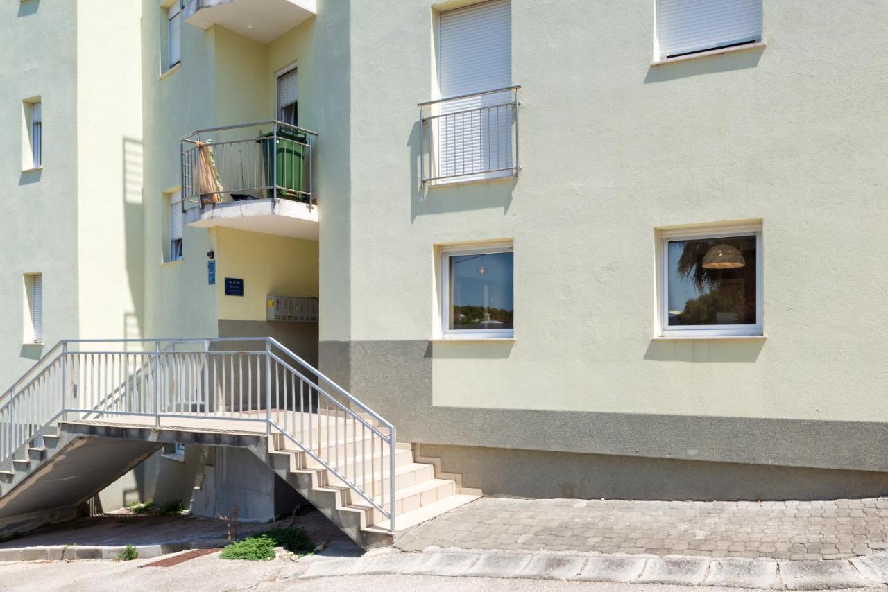 Apartment Marina Trogir Bagian luar foto