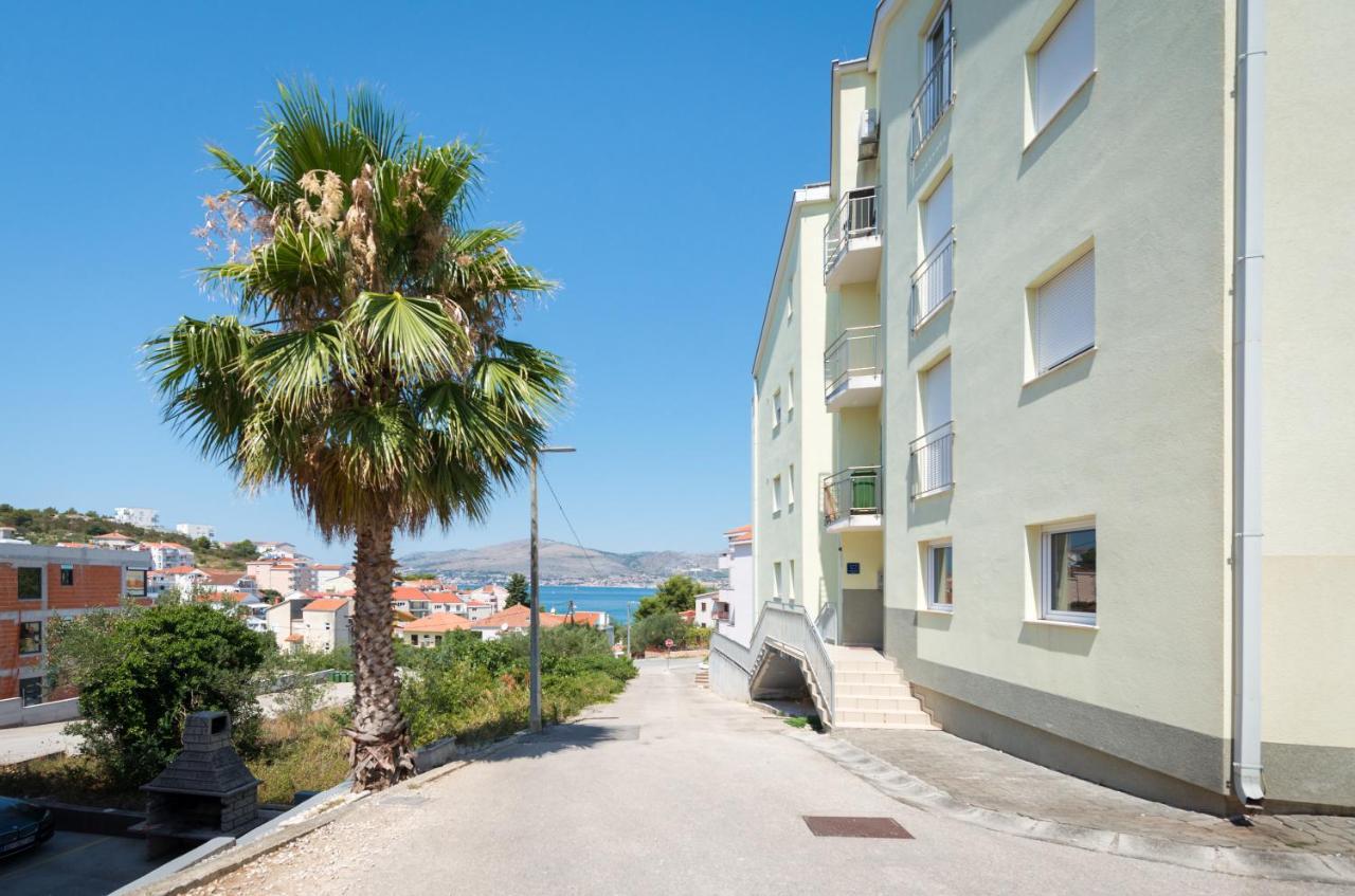 Apartment Marina Trogir Bagian luar foto